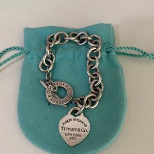 AUTHENTIC Tiffany And Co Sterling Silver Heart Tag Toggle Bracelet